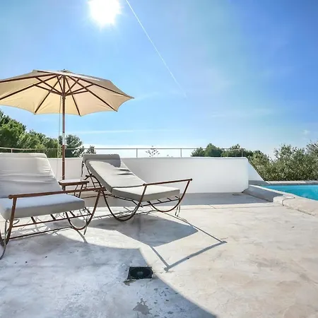 Herina 8 - Grupo Turis Villa